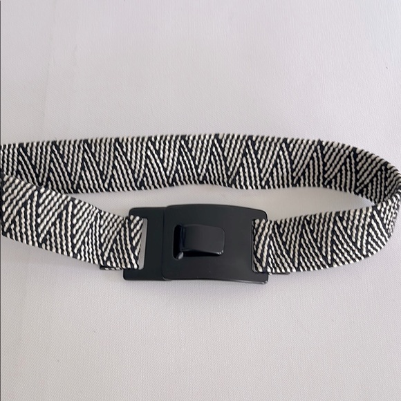 Accessories - Black and White Electric Patterned Belt